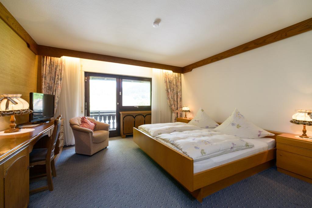 Hotel Schwarzwaldschaefer Enzklösterle Exteriör bild